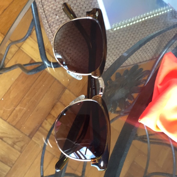 Sunglasses - Picture 2 of 2